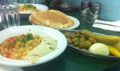 lovehummus.co.il - ארוחת צהריים אצל חומוס אבו אדהם - החוויה שלי